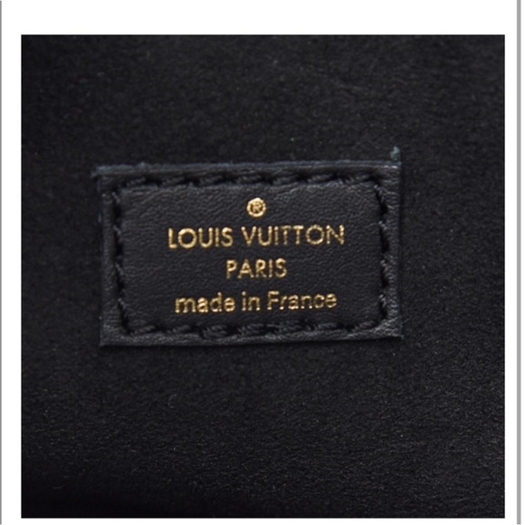 LOUIS VUITTON Monogram Pochette Dauphine Toiletry Pouch - Picture 14 of 16